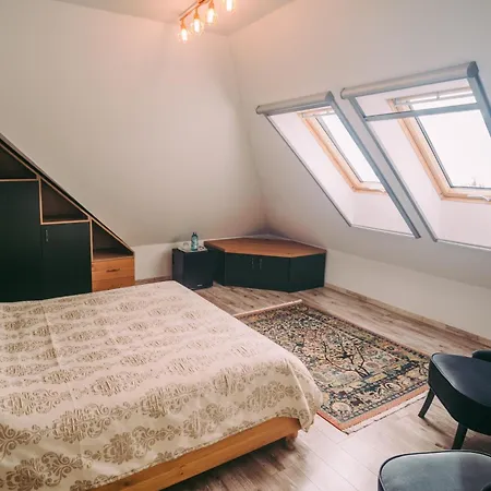 Elias Borbirtok * Badacsonytomaj