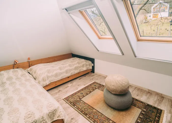 Elias Borbirtok Kwatera prywatna